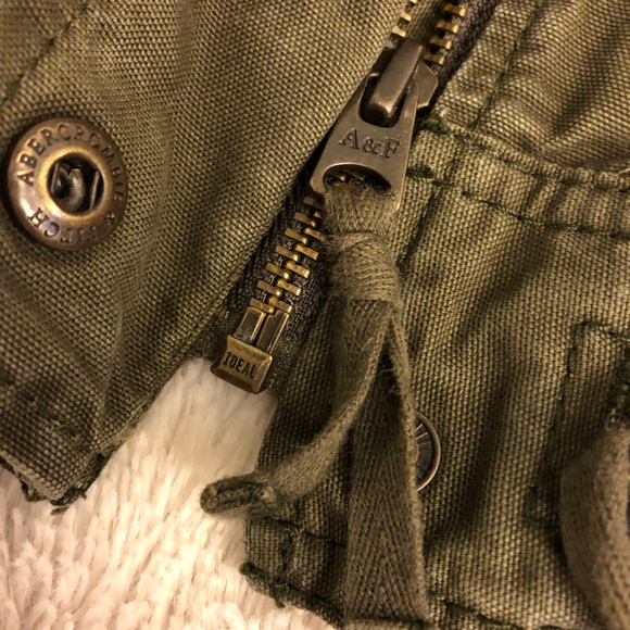 A&F Utility Jacket - Picture 4 of 9